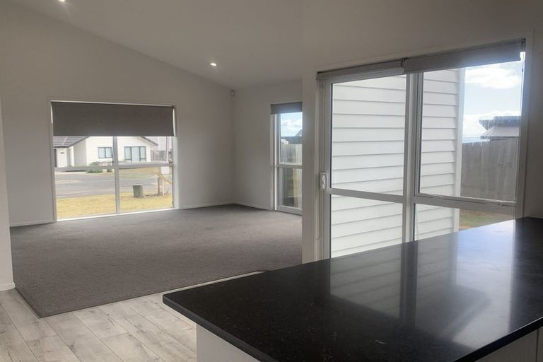 Photo of property in 3 Mutetai Road, Clarks Beach, 2122