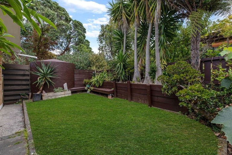 Photo of property in 949 Whangarei Heads Road, Parua Bay, Whangarei, 0174