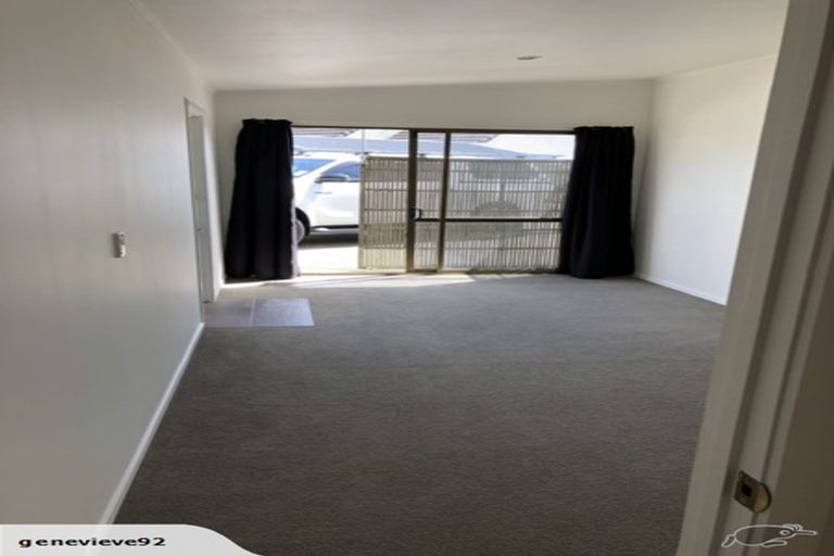 Photo of property in 50a Megan Avenue, Pakuranga Heights, Auckland, 2010