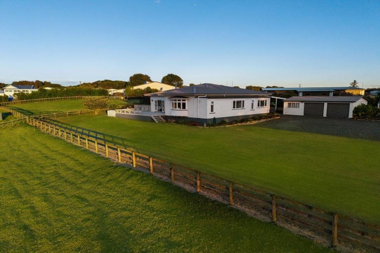 Photo of property in 447 Glenbrook Waiuku Road, Glenbrook, Waiuku, 2681
