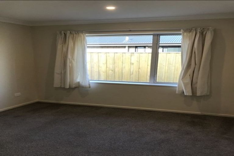 Photo of property in 16 Mclenaghan Road, Rolleston, 7614