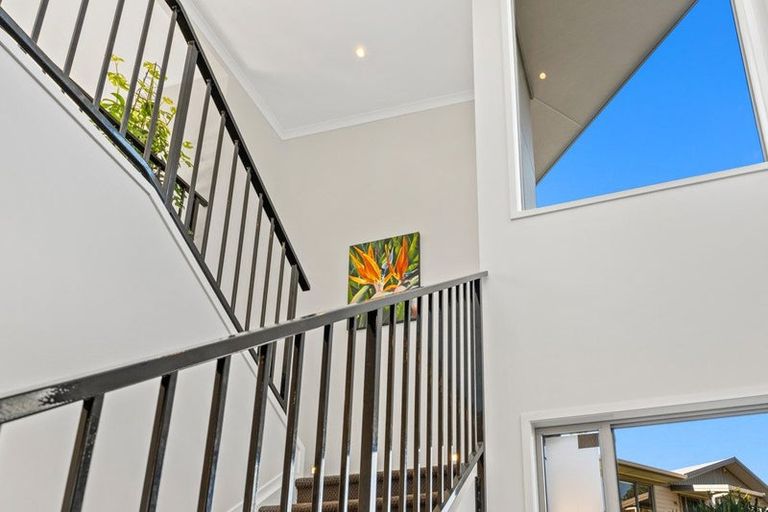 Photo of property in 7a Justin Place, Te Atatu Peninsula, Auckland, 0610