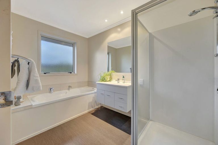 Photo of property in 17 Edward Street, Grandview Heights, Hamilton, 3200