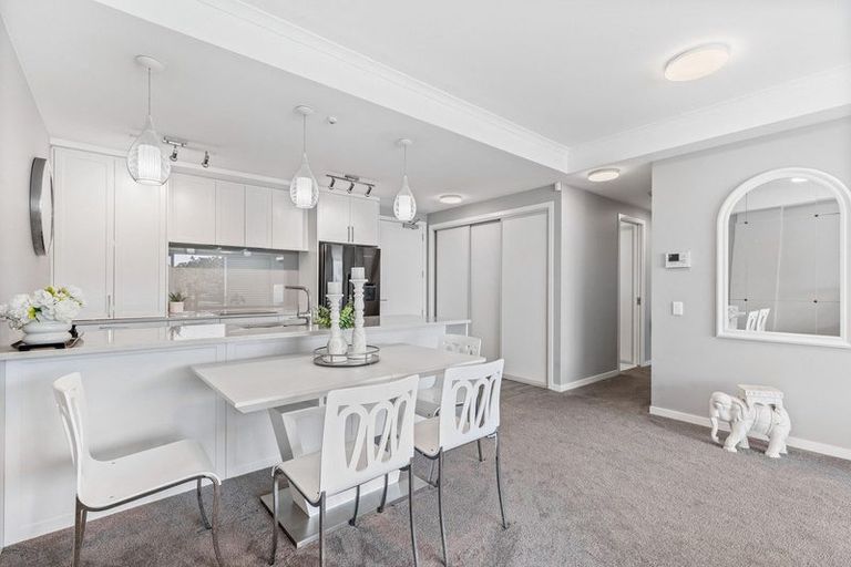 Photo of property in 170 Landmark Terrace, Orewa, 0931