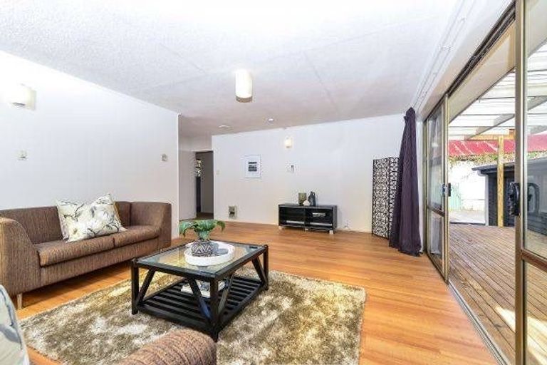 Photo of property in 952a Heaphy Terrace, Fairfield, Hamilton, 3214