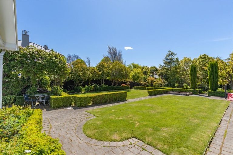 Photo of property in 10 Weka Street, Fendalton, Christchurch, 8041