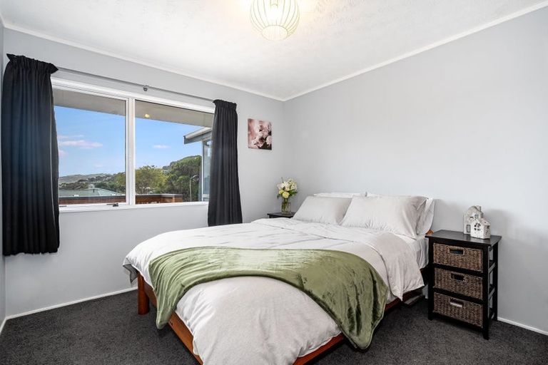 Photo of property in 10 Transom Close, Whitby, Porirua, 5024