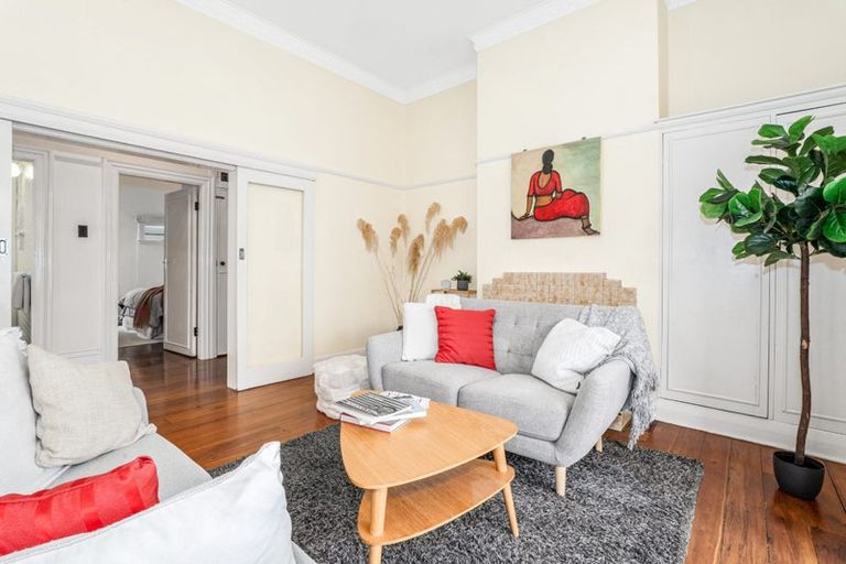 Photo of property in 256 Adelaide Road, Newtown, Wellington, 6021