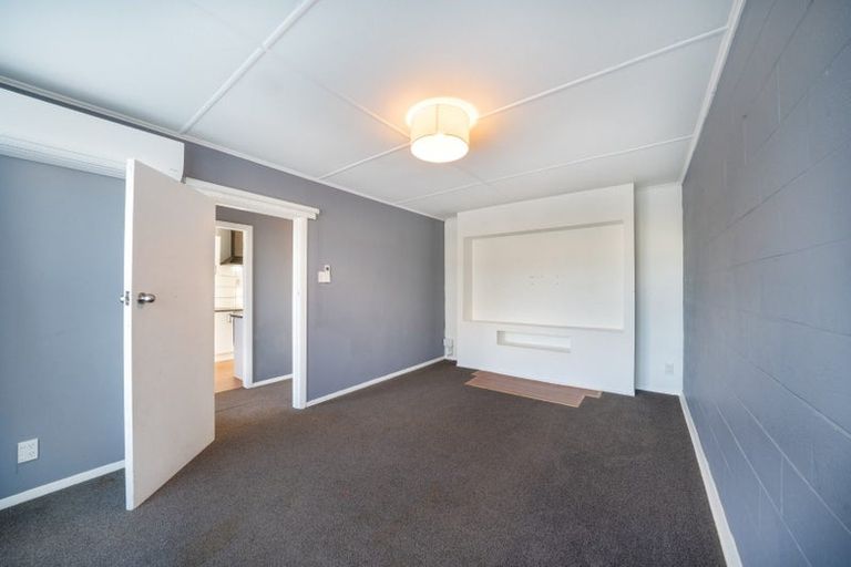 Photo of property in 21a Miranda Street, Cannons Creek, Porirua, 5024