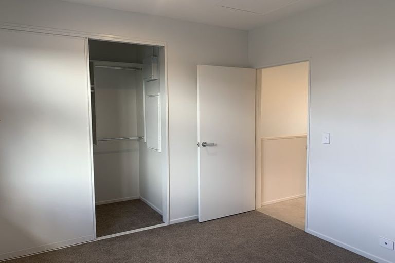 Photo of property in 10/18 Paraone Crescent, Takanini, 2112
