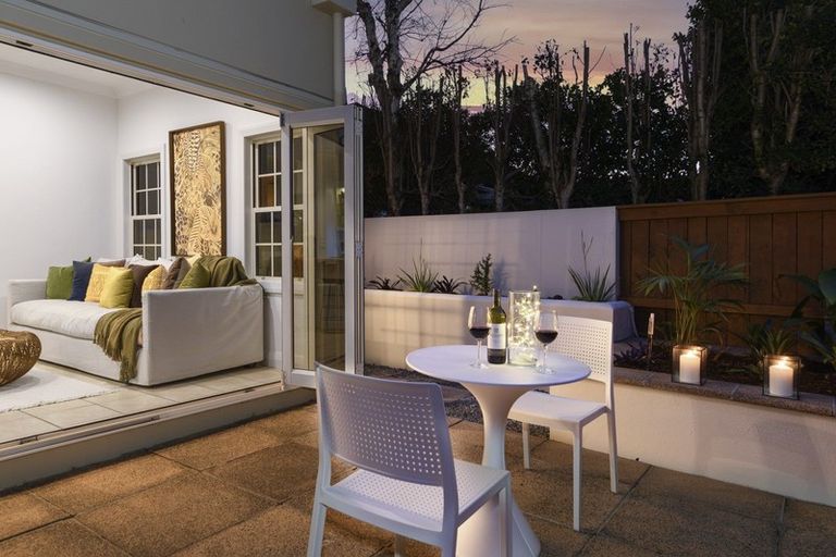 Photo of property in 121b Oceanview Road, Mount Maunganui, 3116