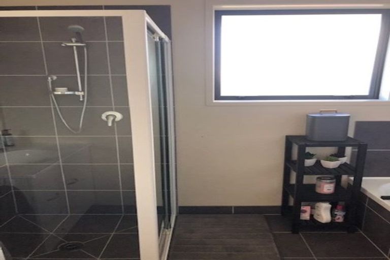 Photo of property in 36 Greig Place, Pukekohe, 2120