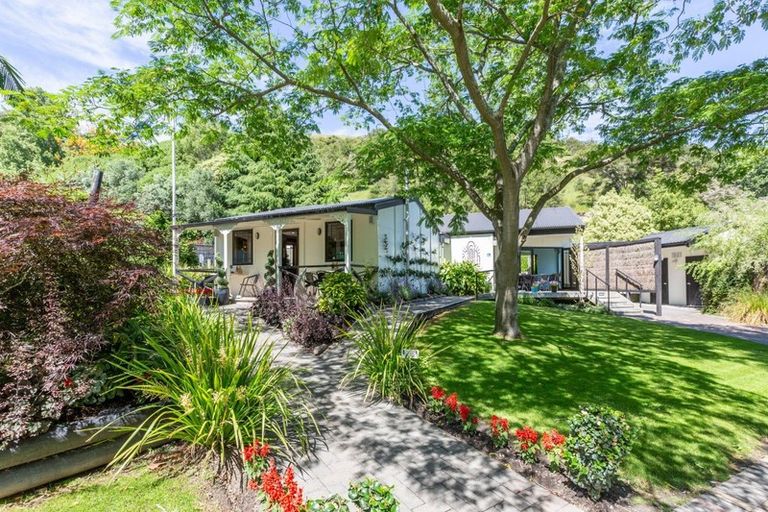 Photo of property in 627 Taupo Road, Eskdale, Napier, 4182