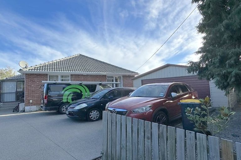 Photo of property in 15 Hooker Avenue, Bryndwr, Christchurch, 8053
