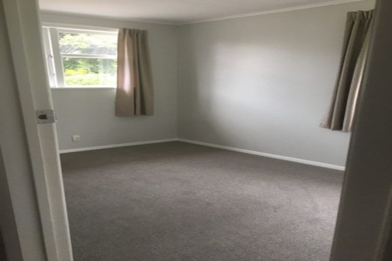 Photo of property in 6 Croall Crescent, St Andrews, Hamilton, 3200