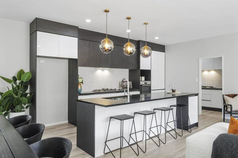 Photo of property in 27 Surf View Crescent, Red Beach, 0932