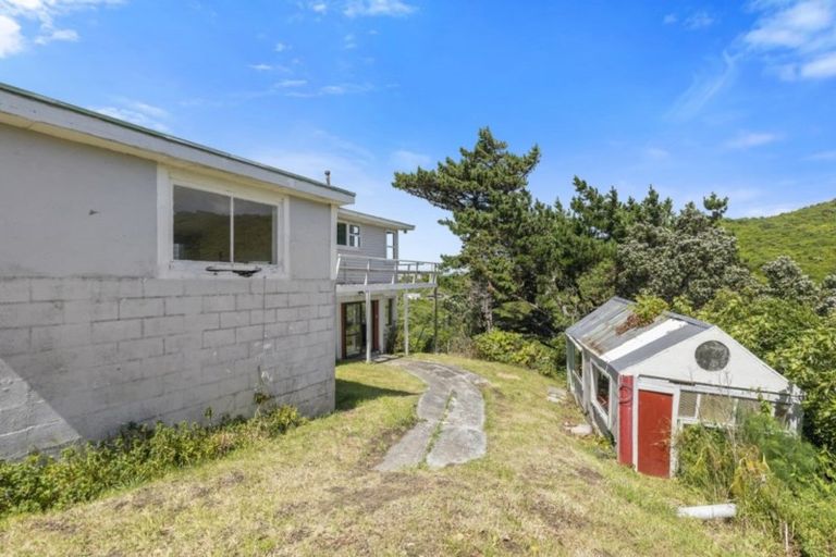 Photo of property in 14 Maple Grove, Maungaraki, Lower Hutt, 5010