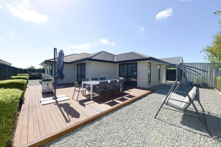 Photo of property in 22 Hartford Crescent, Rolleston, 7615