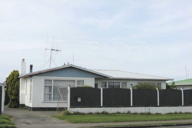 Photo of property in 20 Polson Street, Castlecliff, Whanganui, 4501