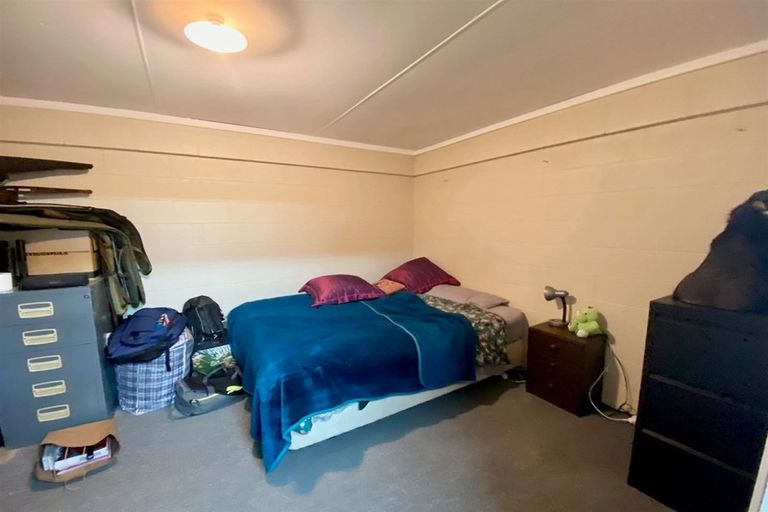 Photo of property in 14 Cambridge Street, Balclutha, 9230