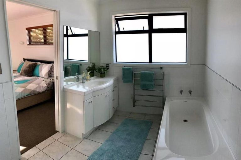 Photo of property in 118 Valley Road, Mount Maunganui, 3116