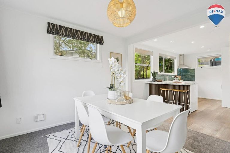 Photo of property in 86 Holborn Drive, Stokes Valley, Lower Hutt, 5019