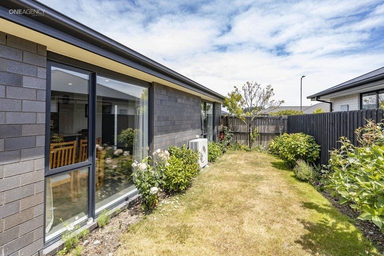 Photo of property in 11 Pajet Street, Marshland, Christchurch, 8083