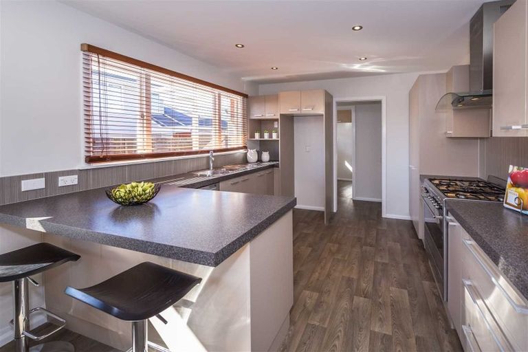 Photo of property in 15 Powell Crescent, Ilam, Christchurch, 8041