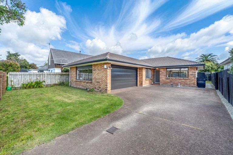 Photo of property in 1/21 Eastern Beach Road, Eastern Beach, Auckland, 2012