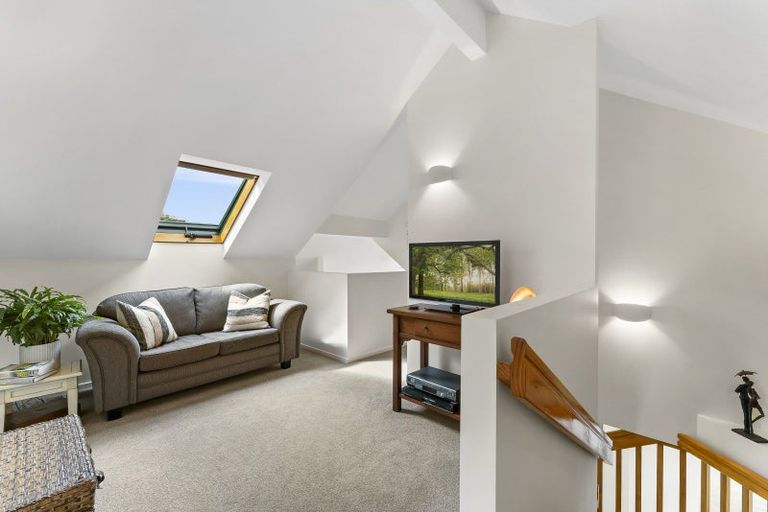 Photo of property in 1 Orchid Rise, Whakatane, 3120