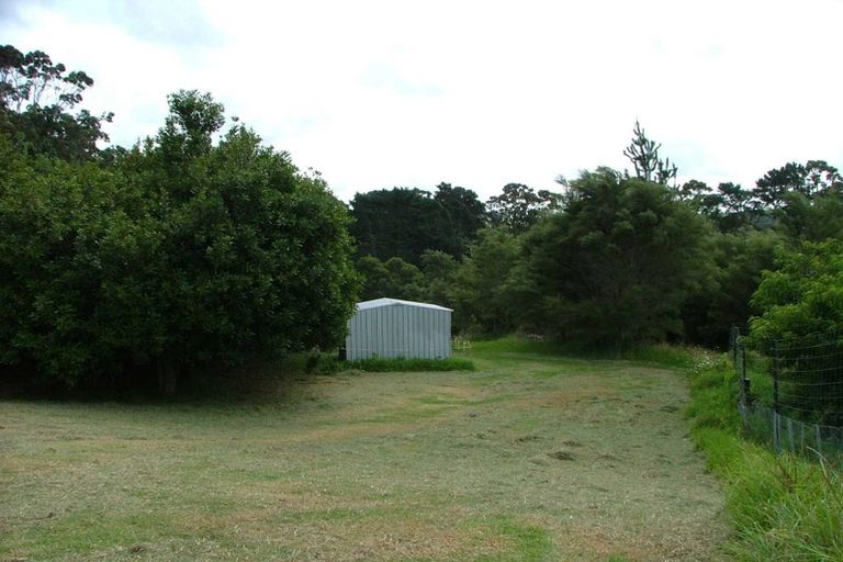 Photo of property in 882 South Head Road, South Head, Helensville, 0874