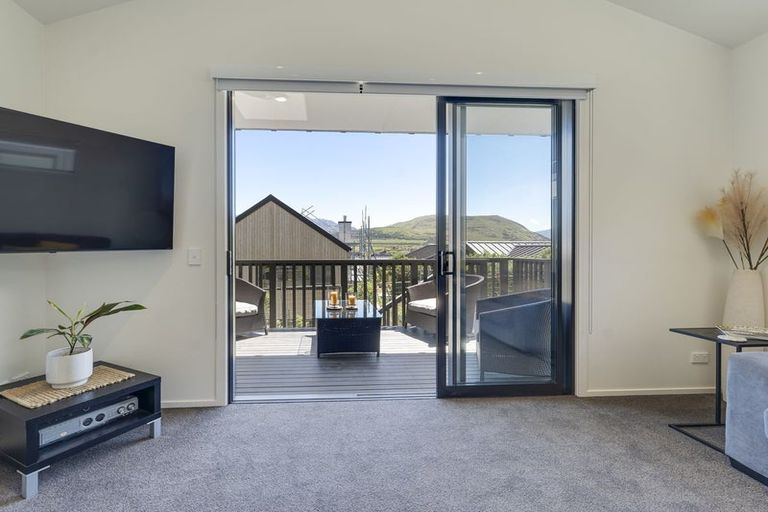 Photo of property in 5a Glenelg Lane, Jacks Point, 9371