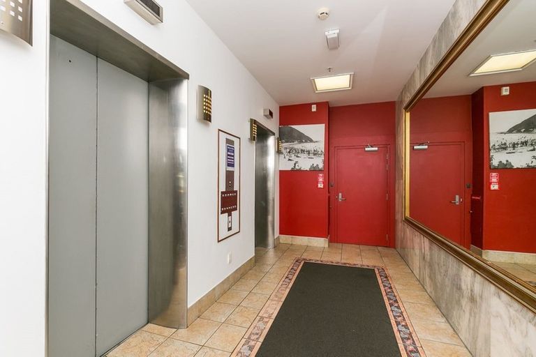 Photo of property in Terrace Garden Apartments, 2d/120 The Terrace, Wellington Central, Wellington, 6011