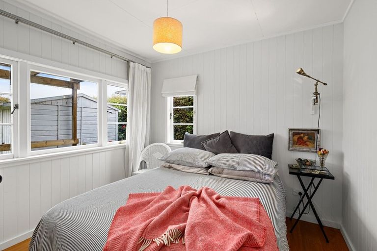 Photo of property in 24 Harbour View Road, Point Wells, Warkworth, 0986