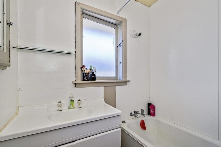 Photo of property in 23 Gregan Crescent, Burnside, Christchurch, 8053