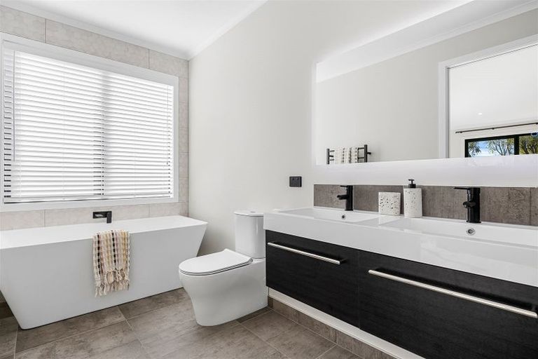 Photo of property in 9 Patrick Mcgough Way, Halswell, Christchurch, 8025