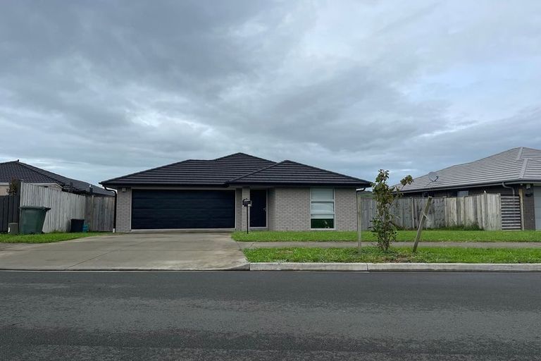 Photo of property in 15 Mclean Street, Pokeno, 2402
