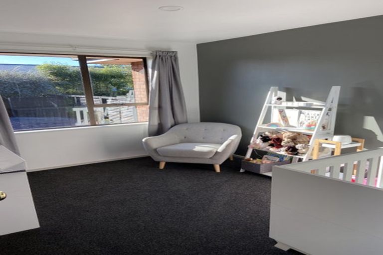 Photo of property in 10 East Belt, Rangiora, 7400