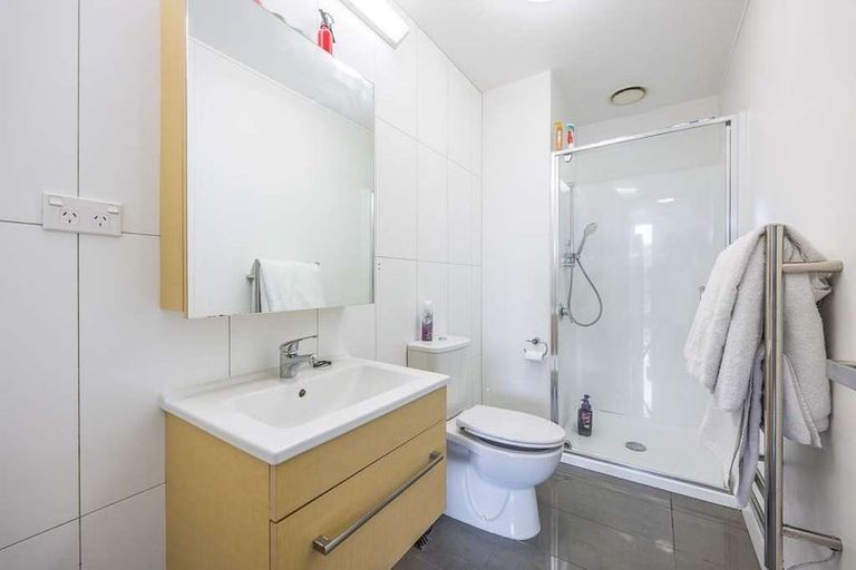 Photo of property in Twin Towers, 308/17 Putney Way, Manukau, Auckland, 2104