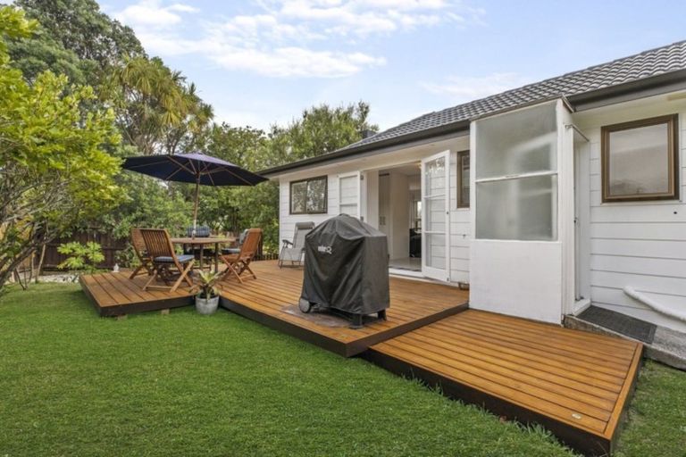 Photo of property in 29a Pisces Road, Glen Eden, Auckland, 0602