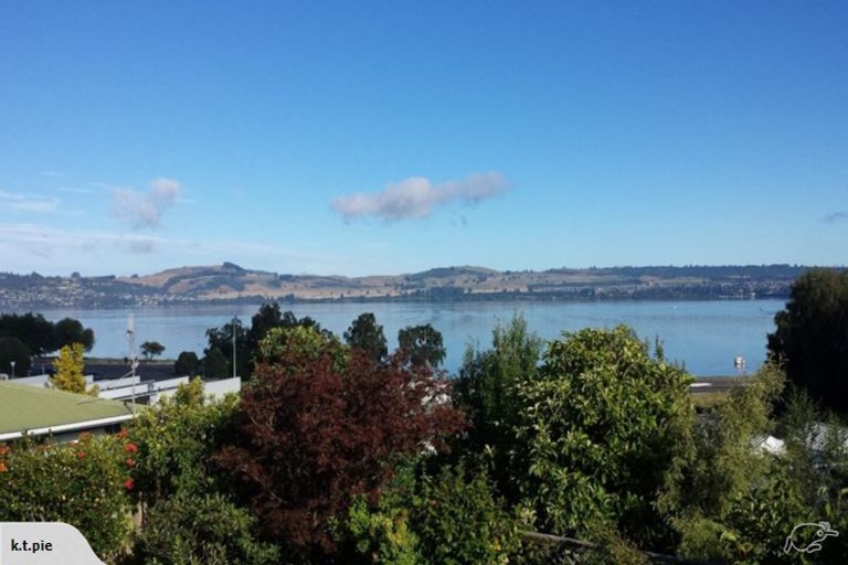 Photo of property in 1/25 Otupai Street, Two Mile Bay, Taupo, 3330