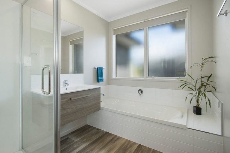 Photo of property in 4 Long Acre Close, Katikati, 3129