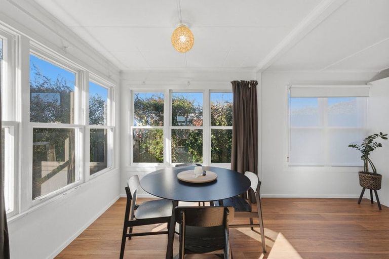 Photo of property in 293a Frankley Road, Ferndale, New Plymouth, 4310