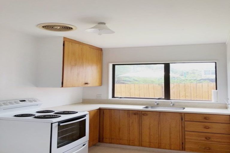 Photo of property in 127 Moire Road, West Harbour, Auckland, 0618