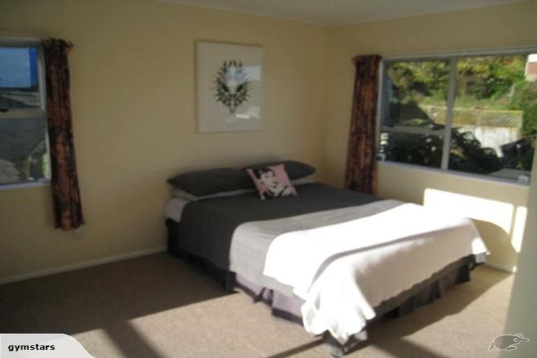 Photo of property in 5a Anzia Way, Johnsonville, Wellington, 6037