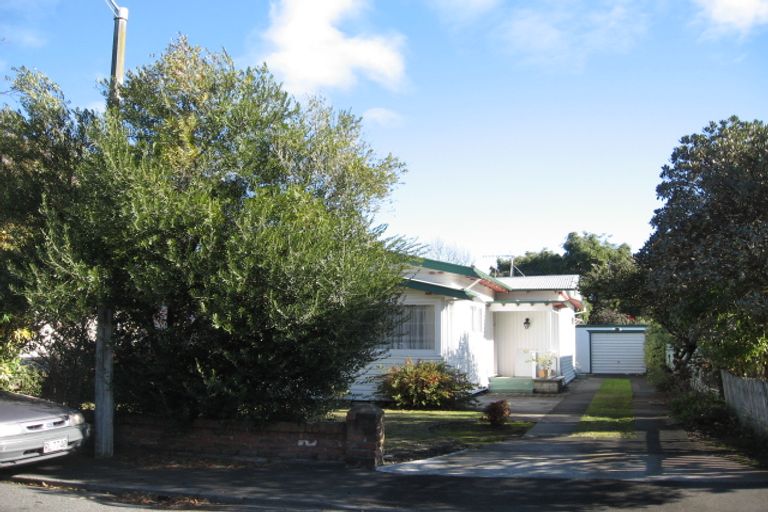 Photo of property in 6 Roach Street, Marewa, Napier, 4110