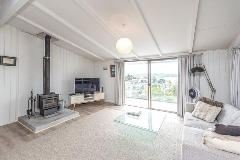 Photo of property in 12 Hipango Terrace, Durie Hill, Whanganui, 4500