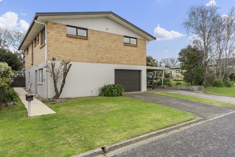 Photo of property in 207 Weka Street, Whangamata, 3620