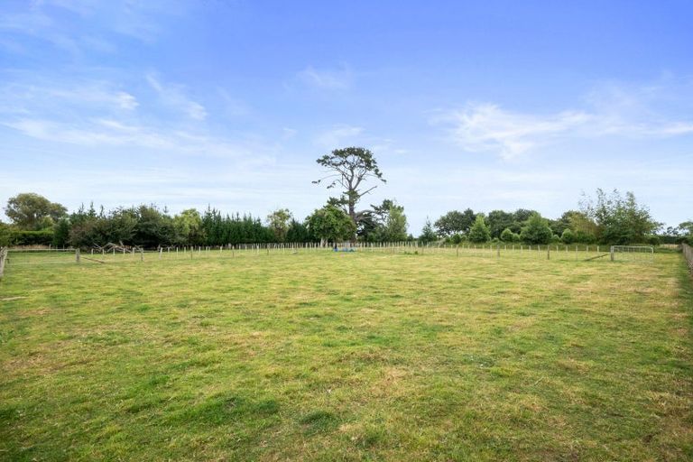 Photo of property in 49 Wakefield Road, Levin, 5571