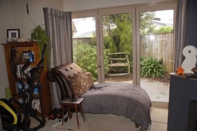 Photo of property in 68 Marne Street, Hokowhitu, Palmerston North, 4410